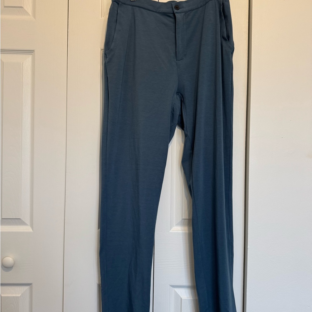Tommy John blue Go Anywhere jersey Pants size medium